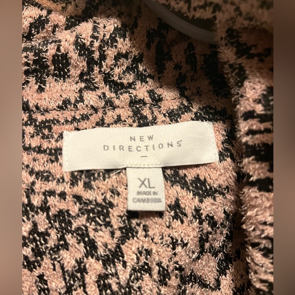 Womens Shirt - XL - Picture 2 of 5